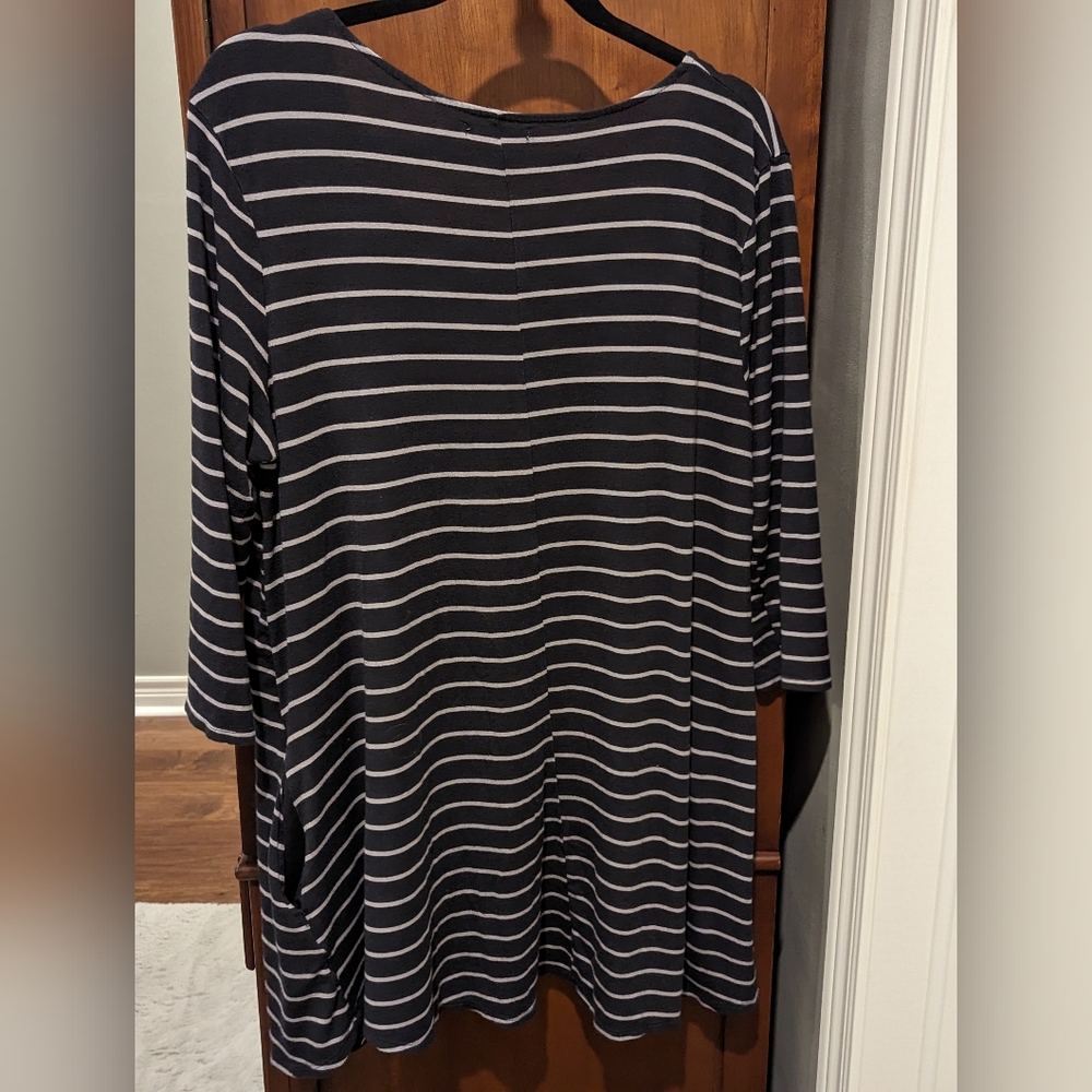 Bundle of 7 tops,  Maurices, all plus size - Picture 5 of 16
